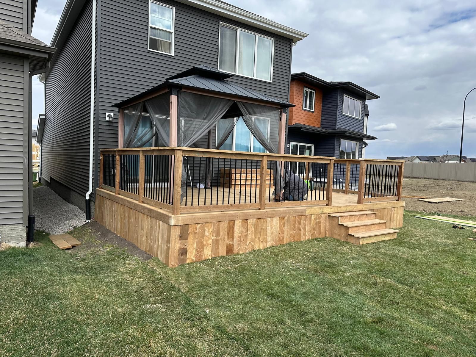 SC Deck - Edmonton's Trusted Deck Builders